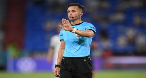 حكم بيراميدز والأهلي.. رجل شرطة محروم من كلاسيكو الأرض